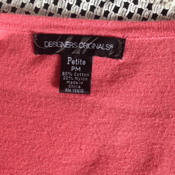 🎉Coral Sweater with Embroidered Flowers Sz PM - Picture 6 of 8